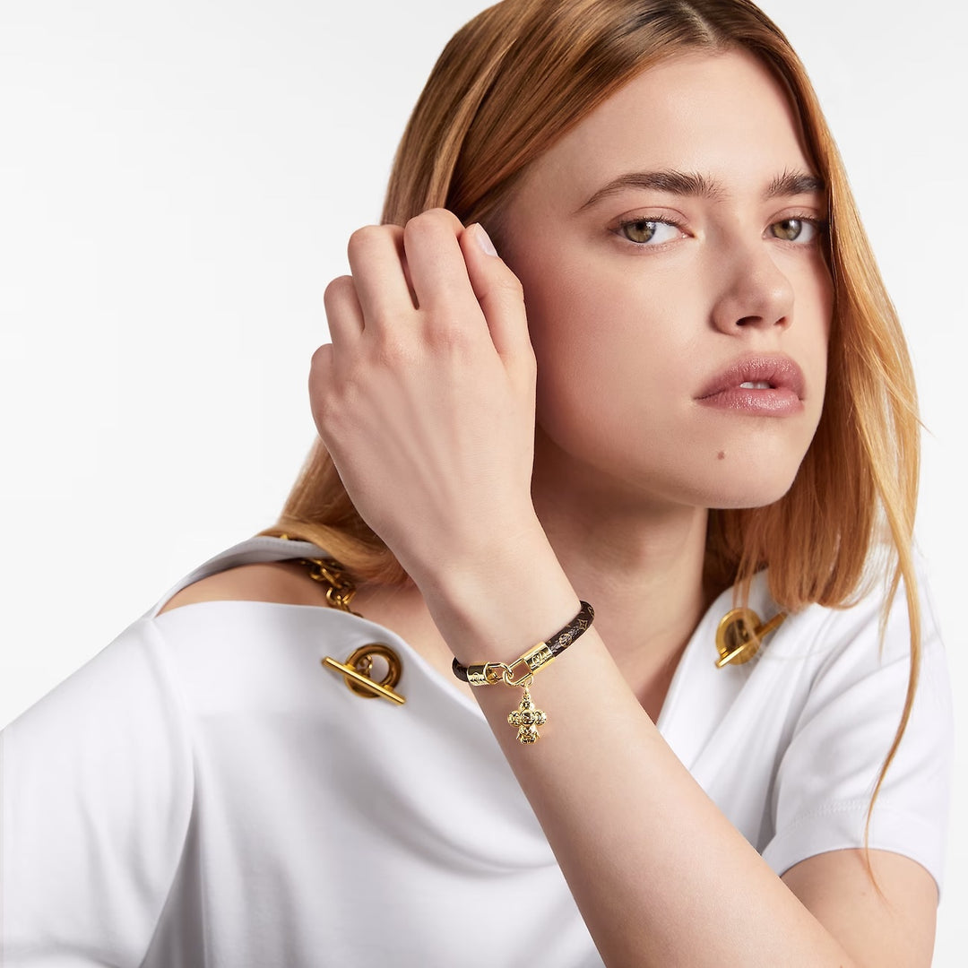 LOUIS-VUITTON-Vivienne-Charm-  display picture 3