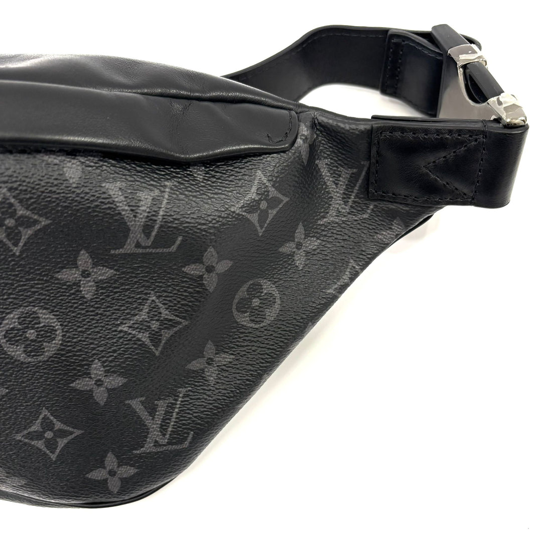 LOUIS VUITTON MONOGRAM ECLIPSE DISCOVERY BUMBAG PM