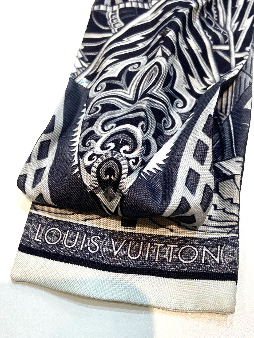 LOUIS VUITTON NY ART DECO MONOGRAM REVERSIBLE SILK SCARF