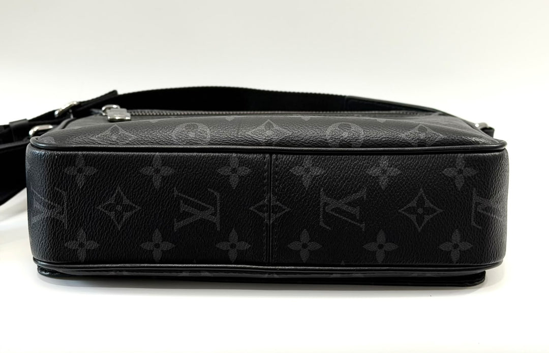 LOUIS VUITTON BASTILLE PM MONOGRAM MIDNIGHT MESSENGER BAG