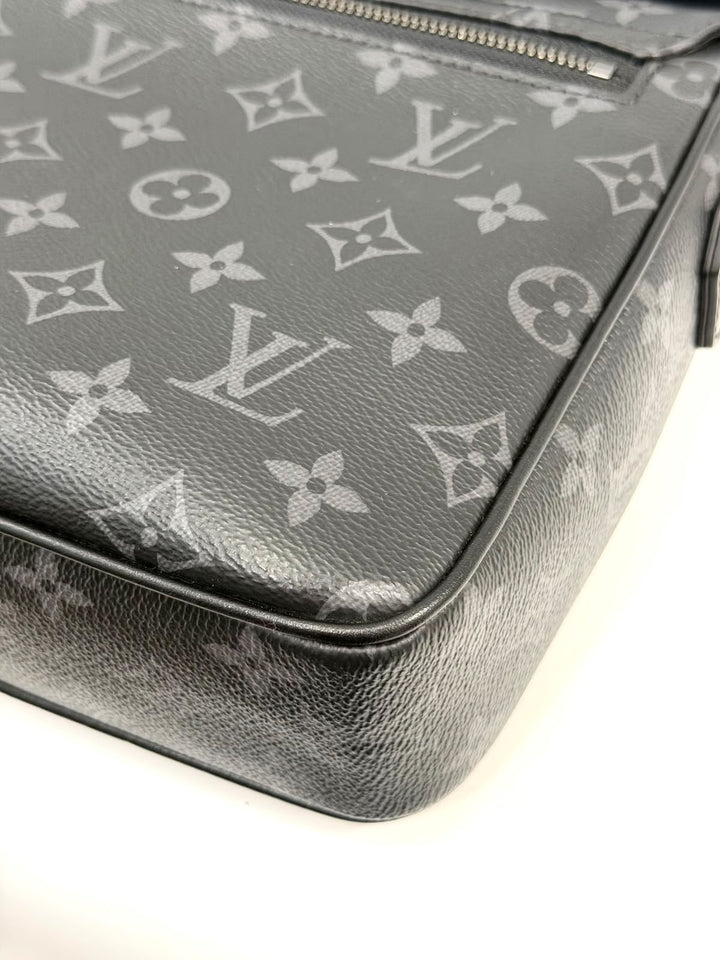 LOUIS VUITTON BASTILLE PM MONOGRAM MIDNIGHT MESSENGER BAG