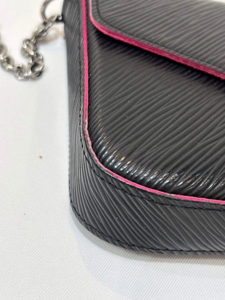 LOUIS VUITTON EPI LEATHER FELICIE POCHETTE CROSSBODY BAG