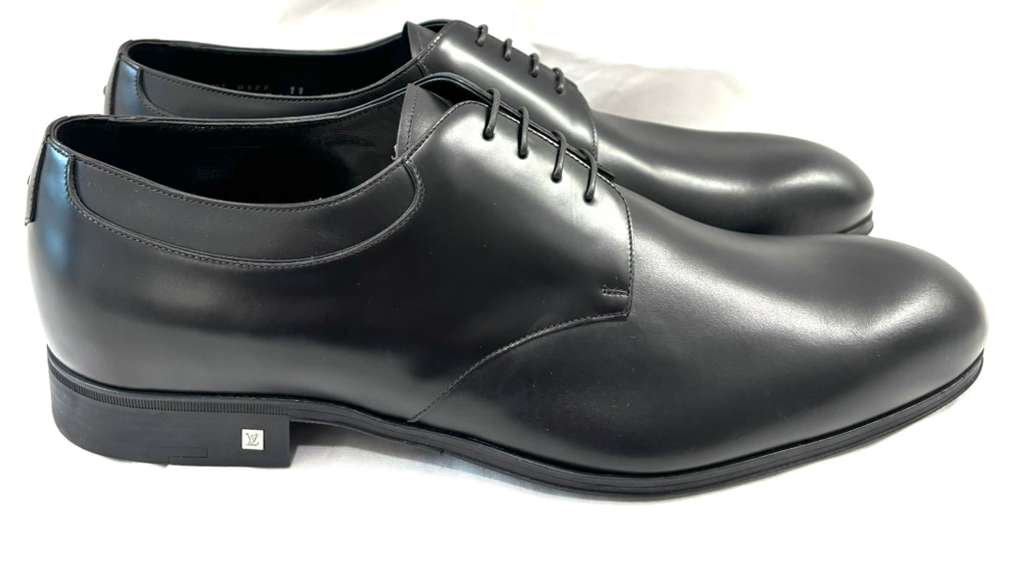 LOUIS VUITTON CALFSKIN LEATHER LACE UP DERBY SHOES