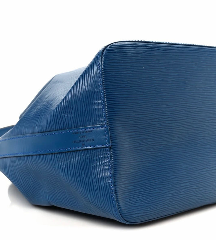 LOUIS VUITTON EPI LEATHER PETIT NOÉ BUCKET BAG – TOLEDO BLUE
