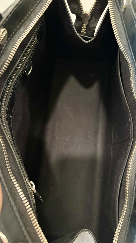 LOUIS VUITTON BREA HANDBAG EPI LEATHER MM HANDBAG