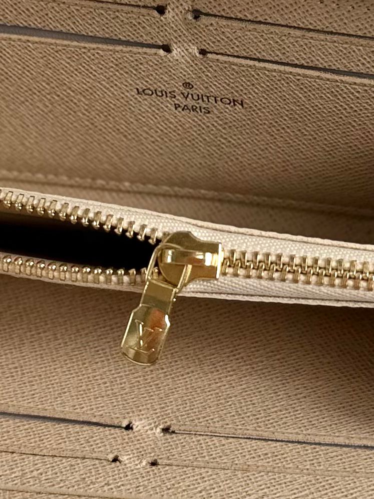 LOUIS VUITTON DAMIER AZUR CLEMENCE WALLET