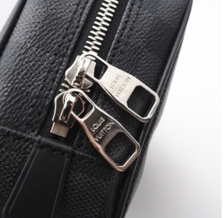 LOUIS VUITTON DAMIER GRAPHITE KASAI TOILETRY POUCH GM