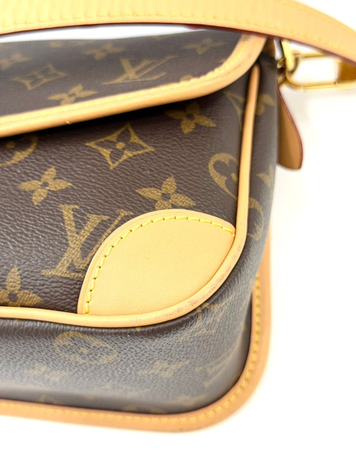 LOUIS VUITTON MONOGRAM DIANE CROSSBODY BAG