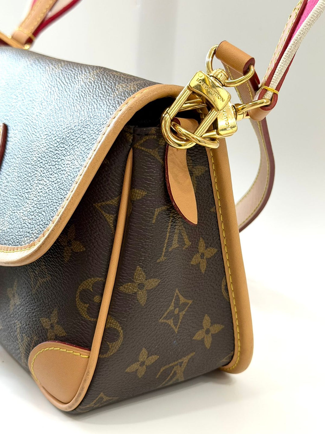 LOUIS VUITTON MONOGRAM DIANE CROSSBODY BAG