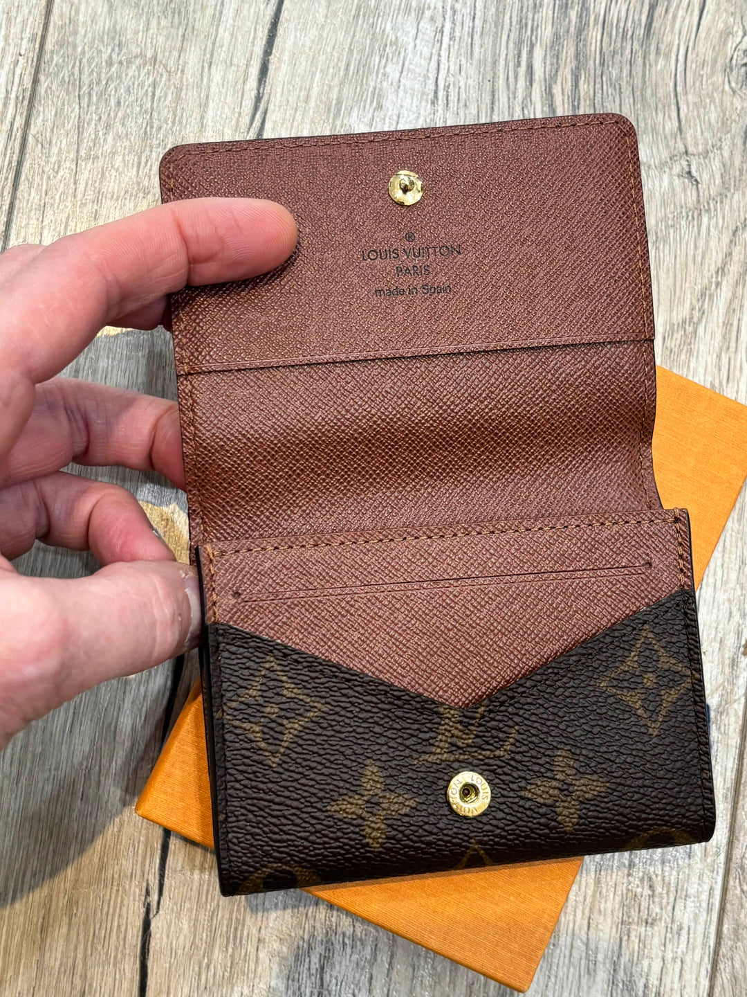 LOUIS VUITTON ENVELOPE BUSINESS CARD HOLDER