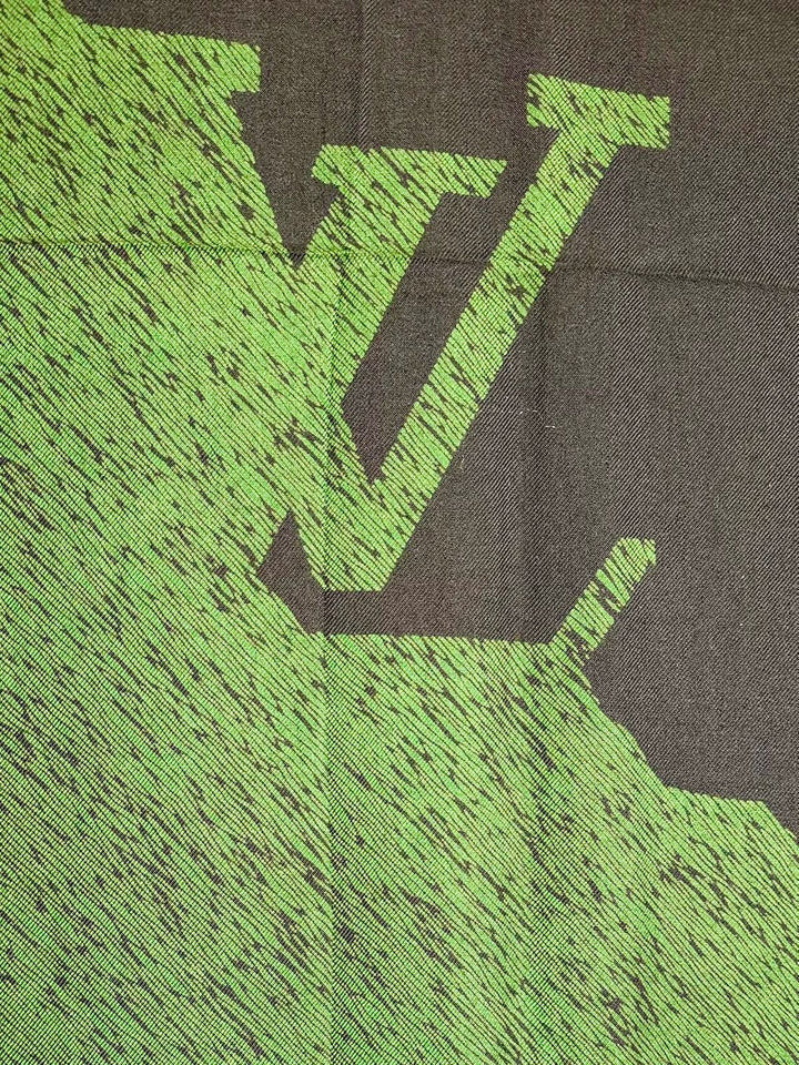 LOUIS VUITTON ÉTOLE WOOL CASHMERE BLEND SCARF