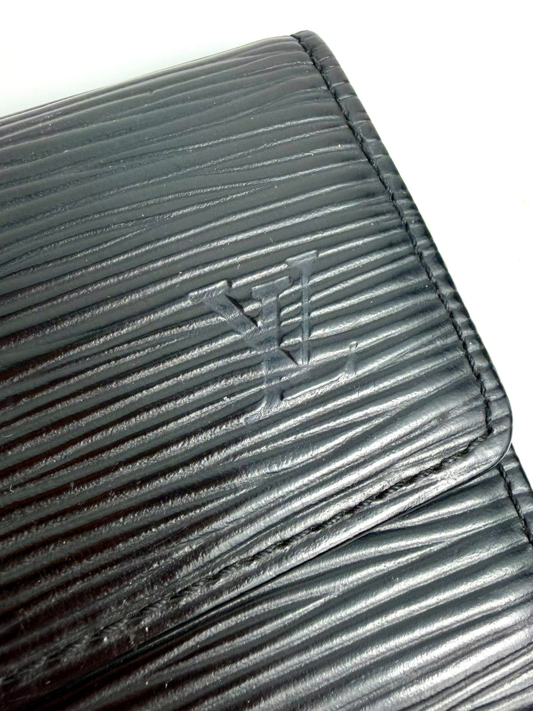 LOUIS VUITTON EPI LEATHER MULTICLES KEY CASE