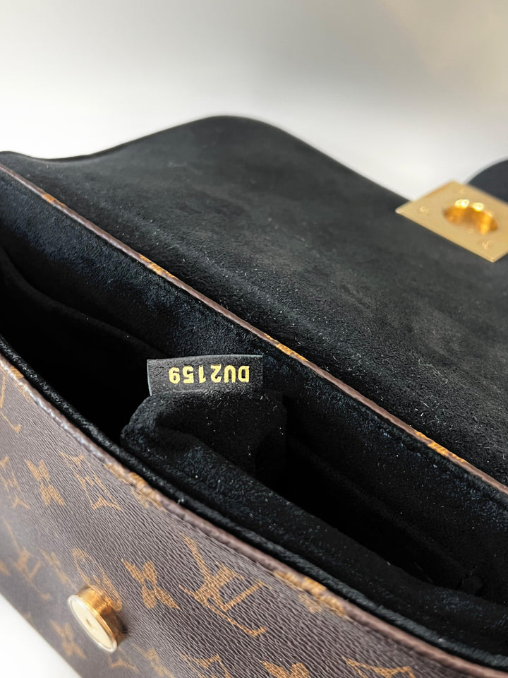 LOUIS VUITTON LOCKY MONOGRAM BB HANDBAG