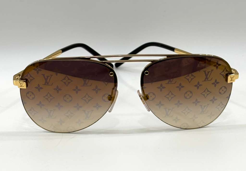 LOUIS VUITTON LOGO SUNGLASSES
