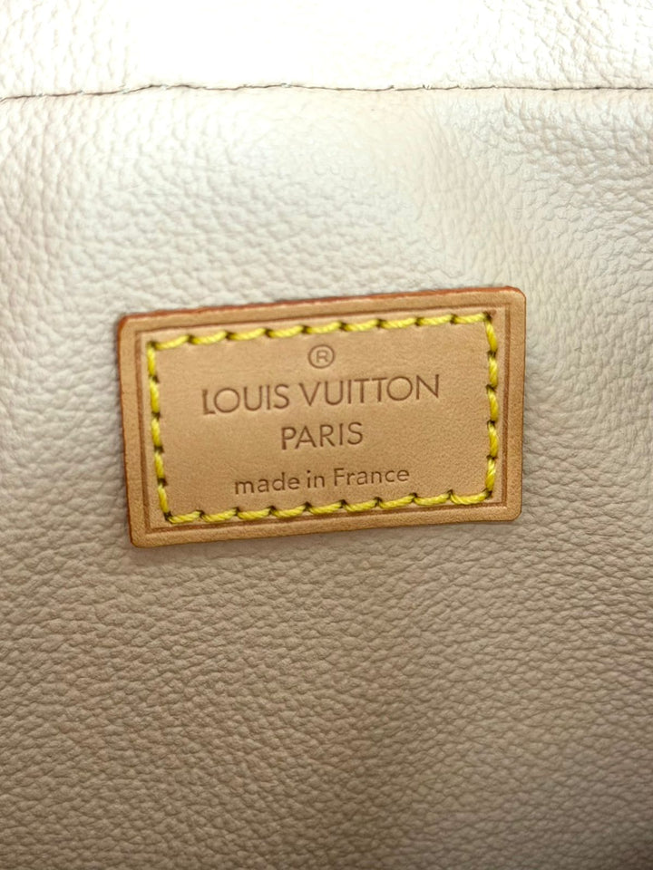 LOUIS VUITTON MONOGRAM TROUSSE TOILETTE 28 GM POUCH