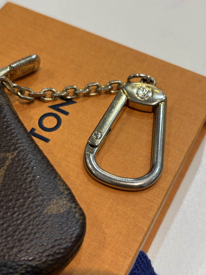 LOUIS VUITTON MONOGRAM KEY POUCH