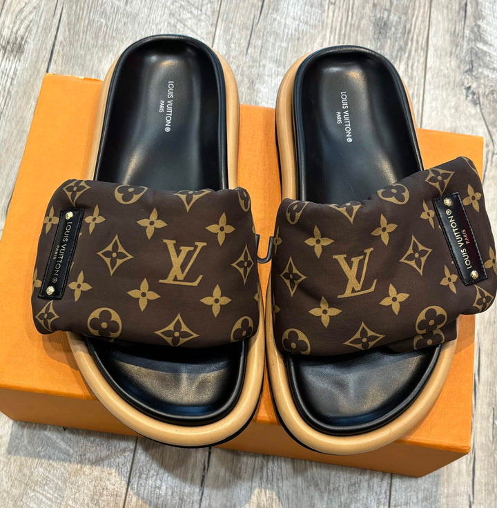 LOUIS VUITTON MONOGRAM PILLOW COMFORT MULES