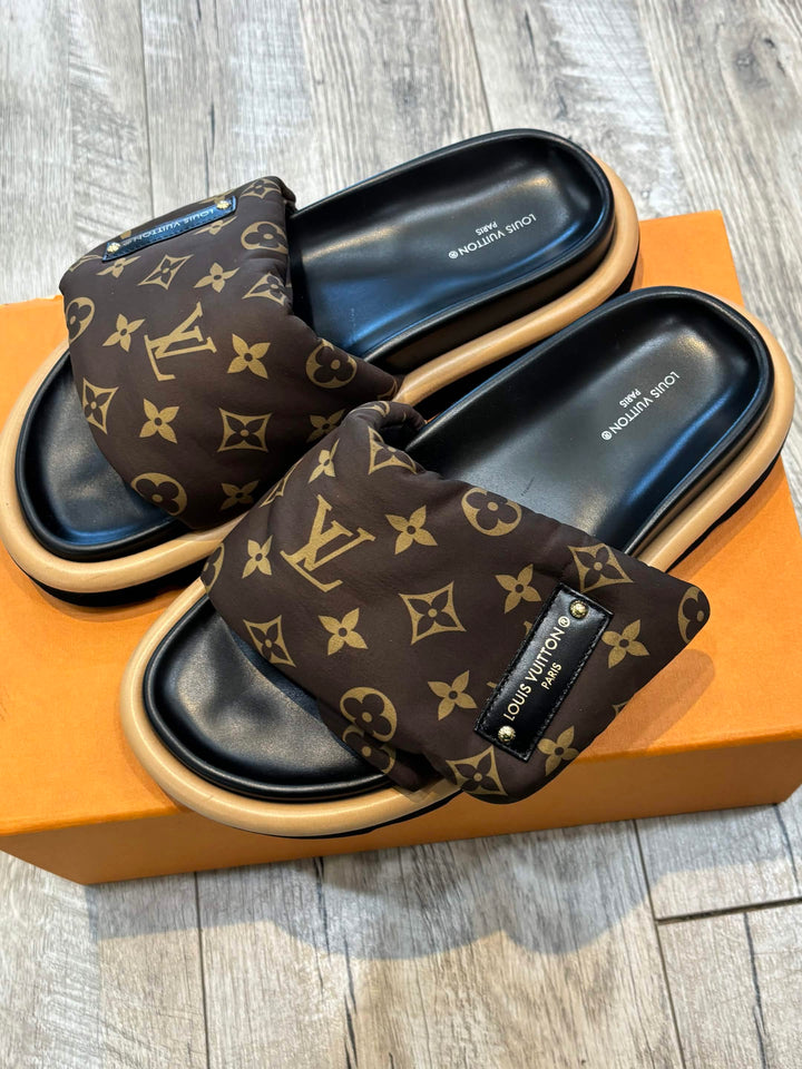 LOUIS VUITTON MONOGRAM PILLOW COMFORT MULES