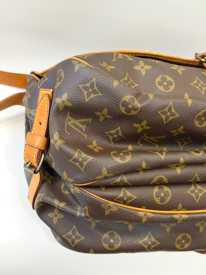 LOUIS VUITTON MONOGRAM SAUMUR 35 MESSENGER BAG