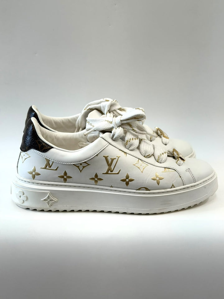 LOUIS VUITTON MONOGRAM TIME OUT CALFSKIN LEATHER SNEAKERS