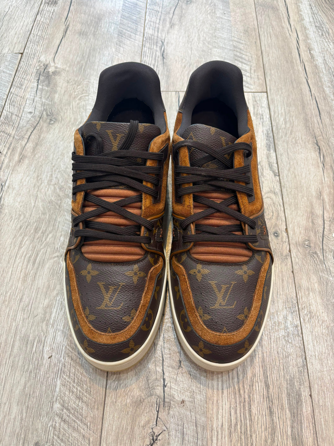 LOUIS VUITTON LV MONOGRAM SUEDE MEN&
