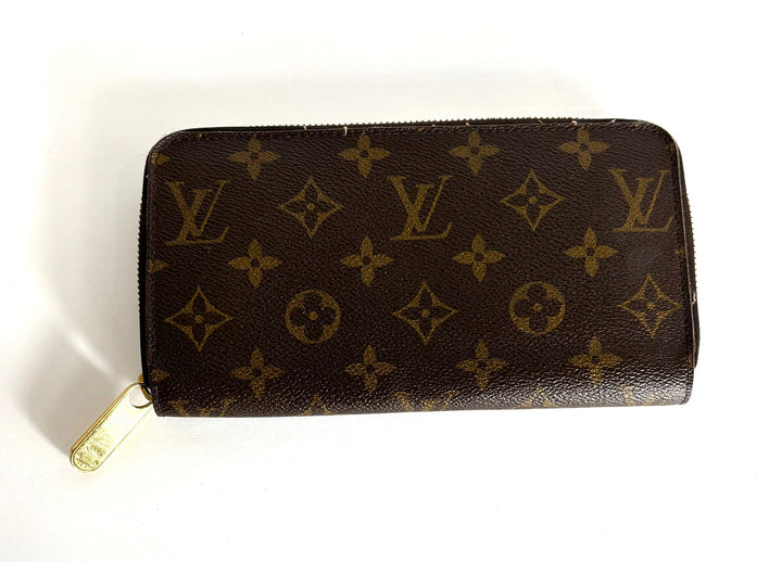 LOUIS VUITTON MONOGRAM ZIPPY WALLET