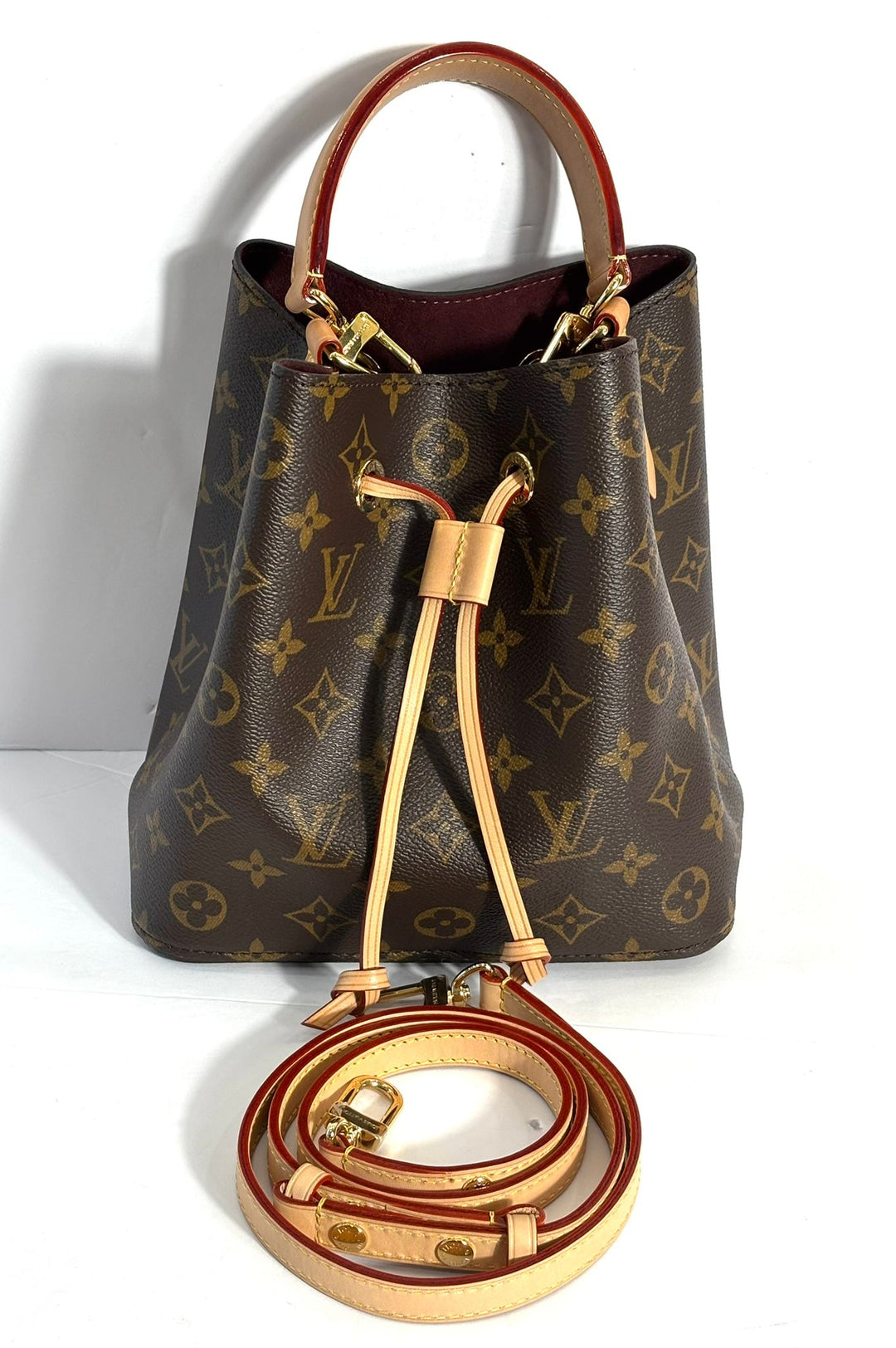 LOUIS VUITTON NEONOE BB MONOGRAM HANDBAG