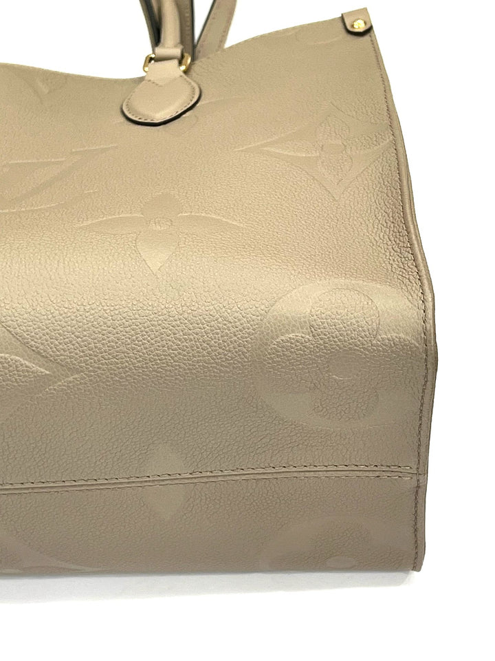 LOUIS VUITTON ON THE GO MM MONOGRAM BAG