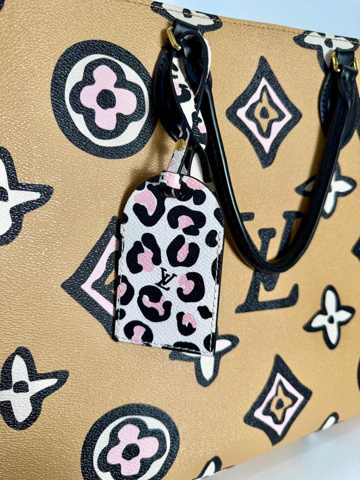 LV MONOGRAM GIANT WILD AT HEART ONTHEGO GM TOTE BAG