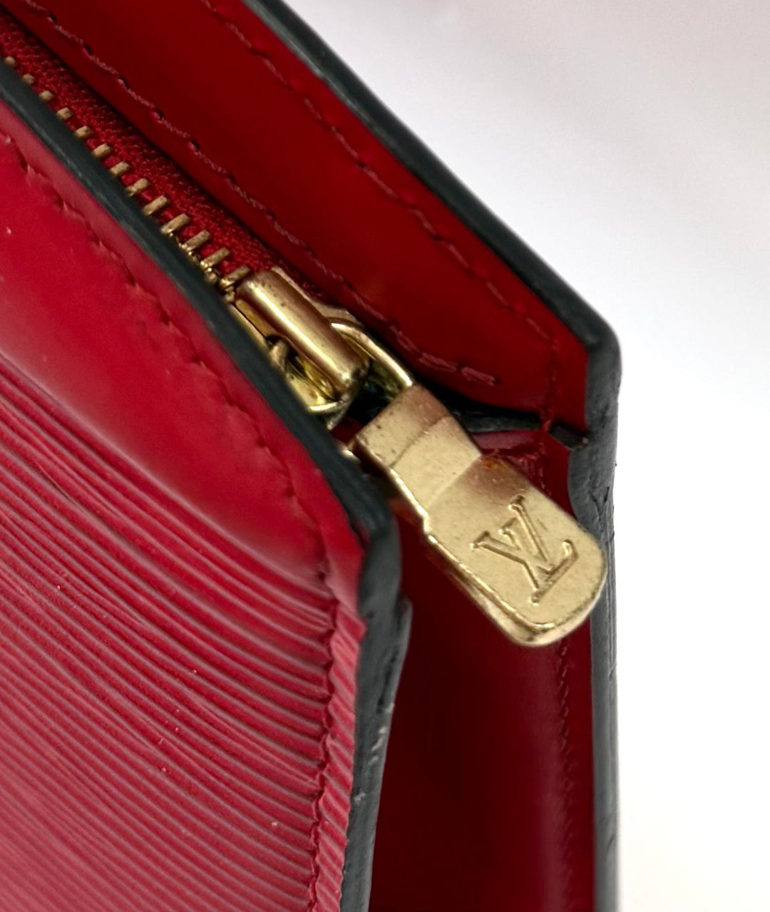LOUIS VUITTON EPI LEATHER TROUSSE CRETE CLUTCH BAG