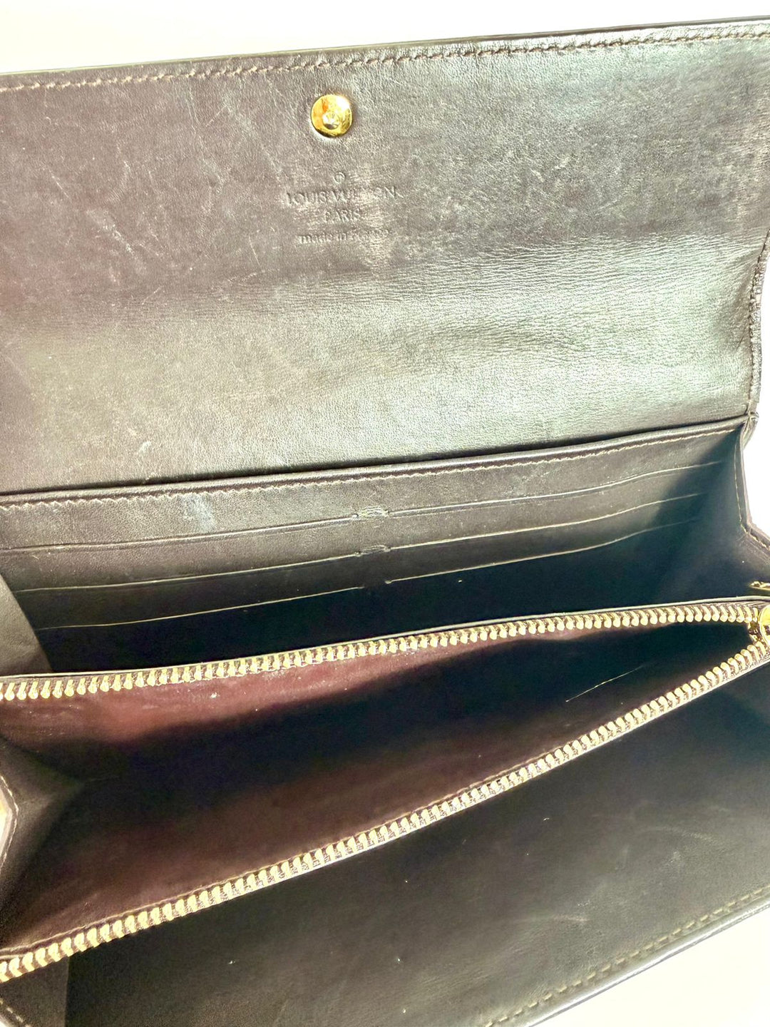 LOUIS VUITTON VERNIS SARAH AMARANTE WALLET