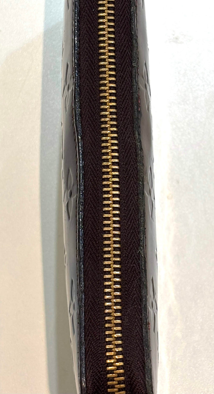 LOUIS VUITTON MONOGRAM VERNIS ZIPPY WALLET