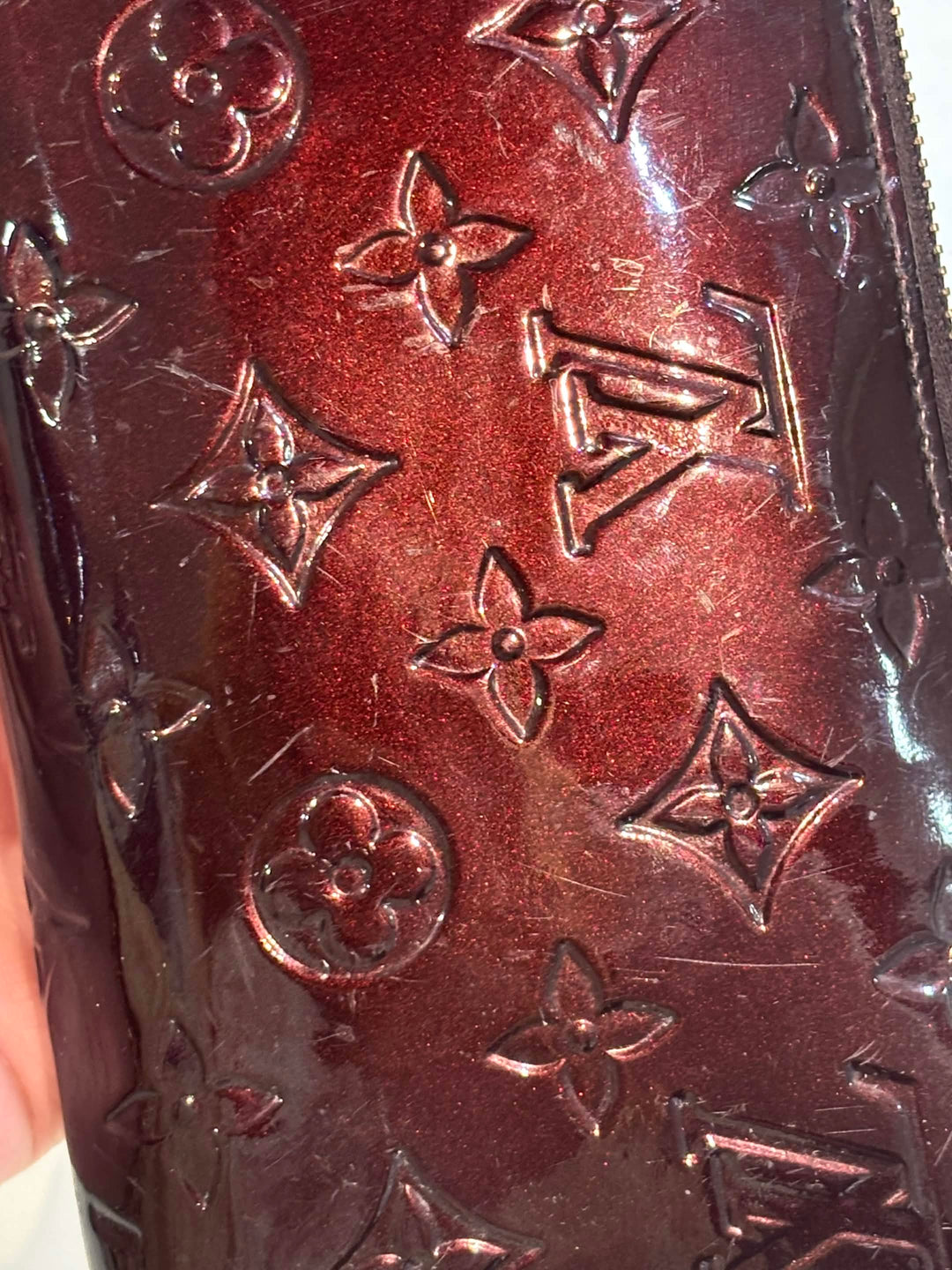 LOUIS VUITTON MONOGRAM VERNIS ZIPPY WALLET