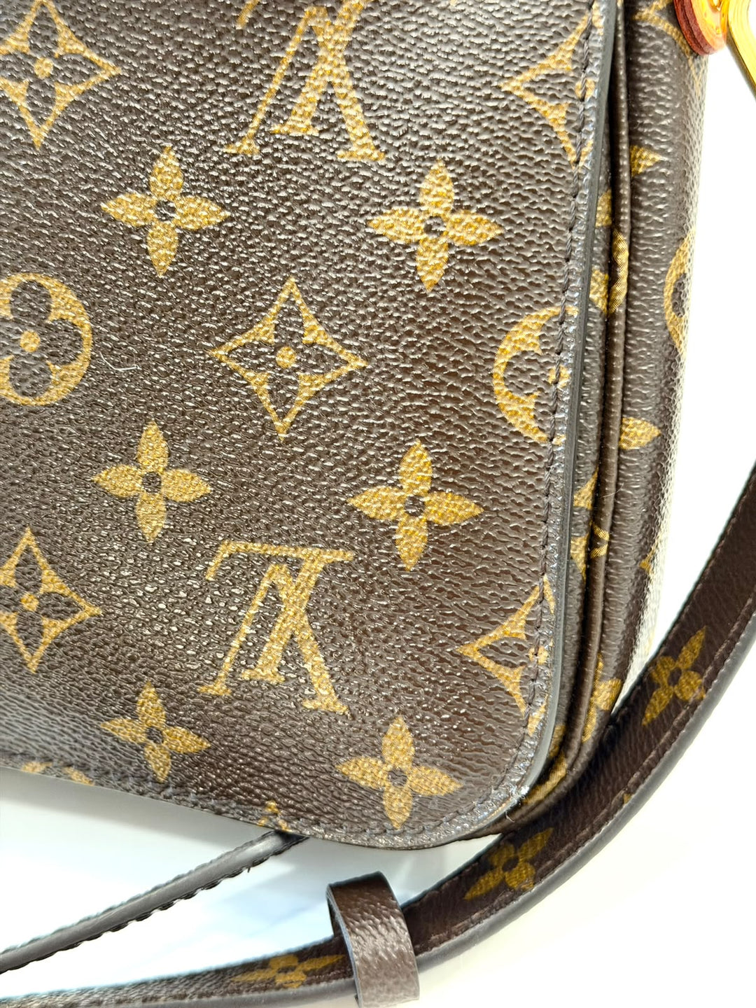 LOUIS VUITTON MONOGRAM POCHETTE MÉTIS CROSSBODY BAG