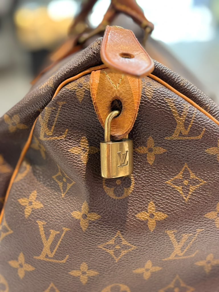 LOUIS VUITTON MONOGRAM SPEEDY 30 VINTAGE HANDBAG