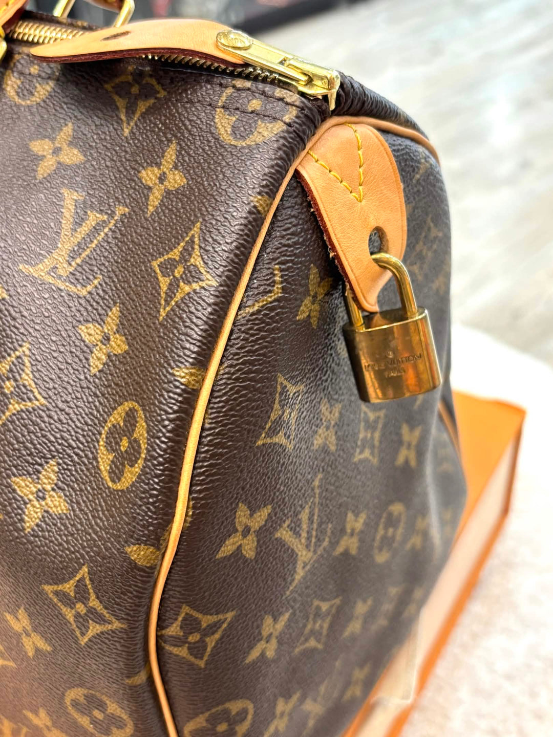 LOUIS VUITTON MONOGRAM SPEEDY 35 HANDBAG