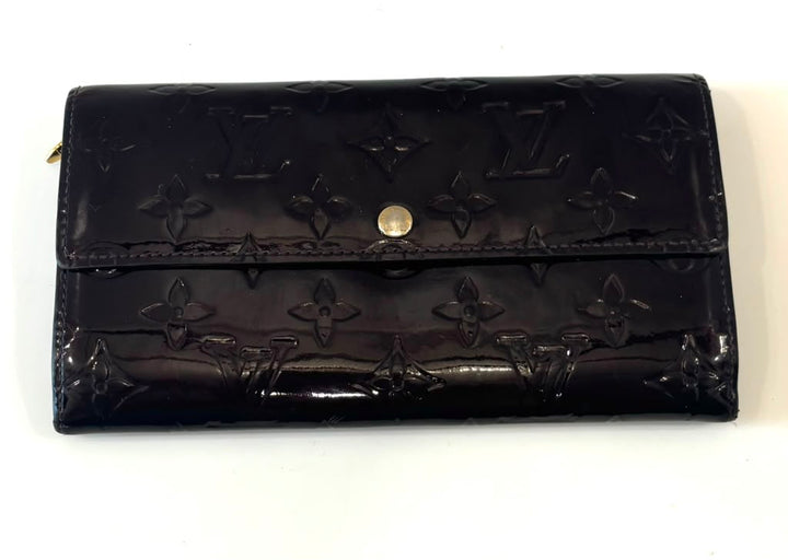 LOUIS VUITTON  MONOGRAM VERNIS SARAH WALLET