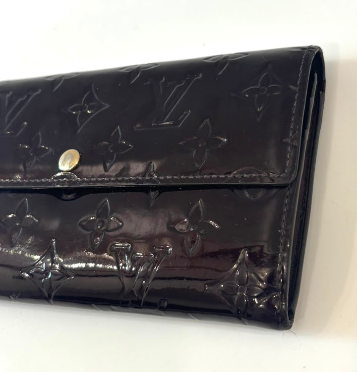 LOUIS VUITTON  MONOGRAM VERNIS SARAH WALLET