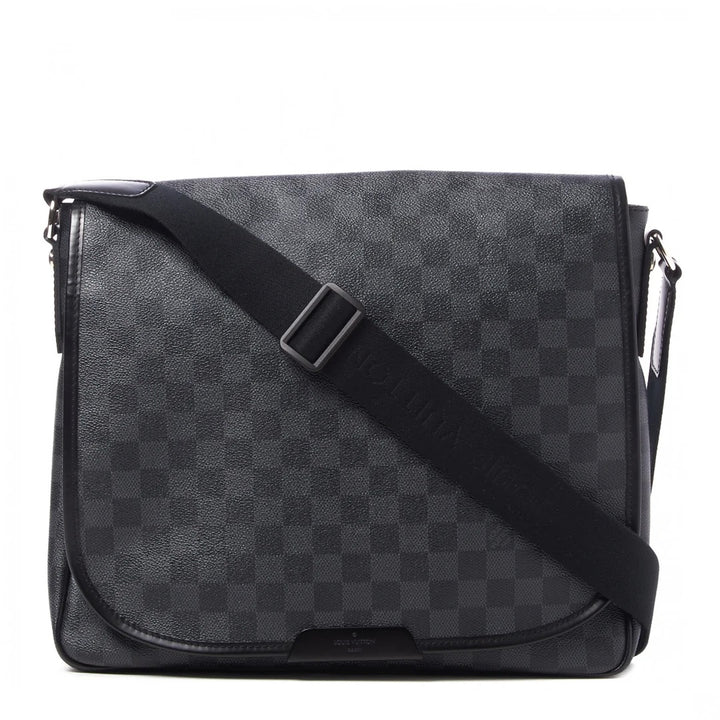 LOUIS VUITTON DAMIER GRAPHITE DANIEL GM MESSENGER BAG