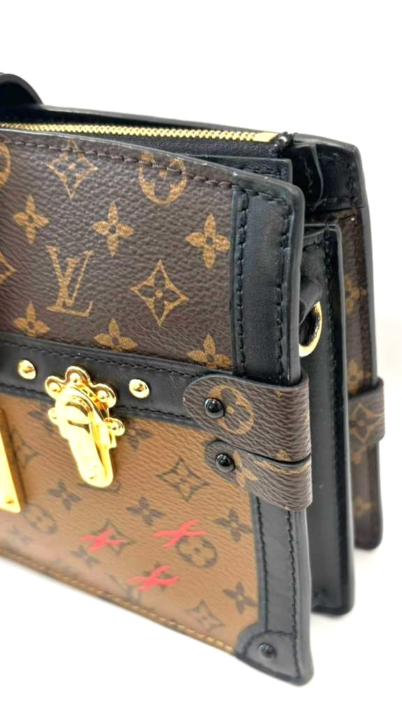 LV REVERSE MONOGRAM CANVAS PETITE MALLE CLUTCH &amp; SHOULDER BAG