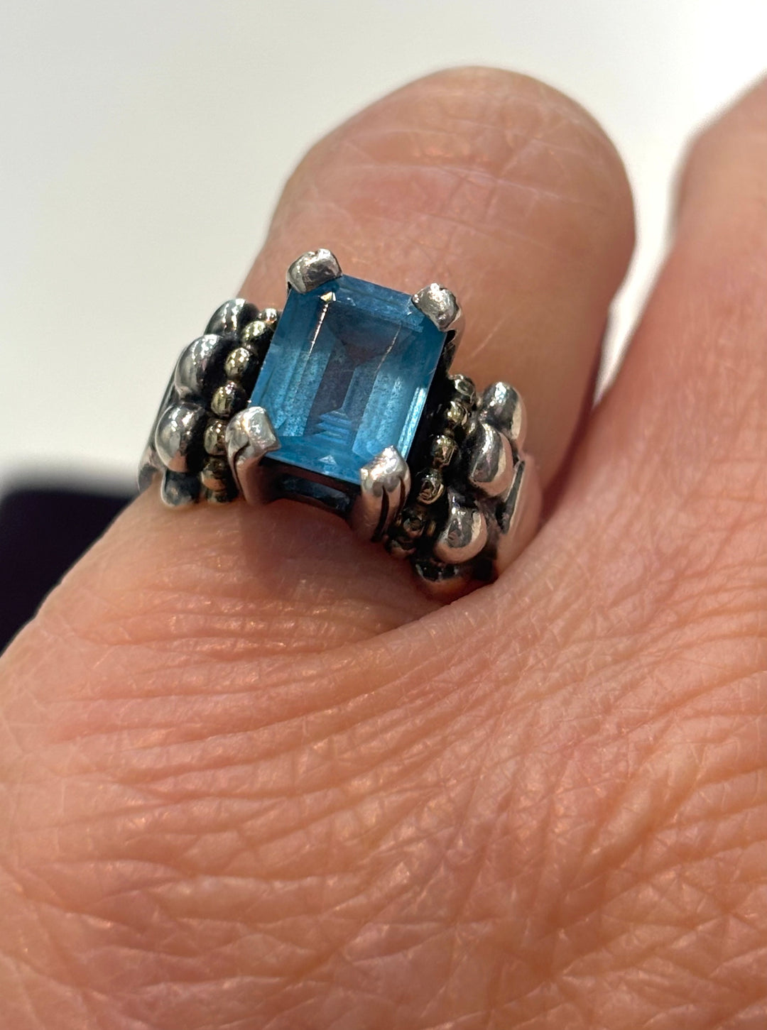 LAGOS STERLING SILVER 18K GOLD SMALL EMERALD CUT SWISS BLUE TOPAZ RING