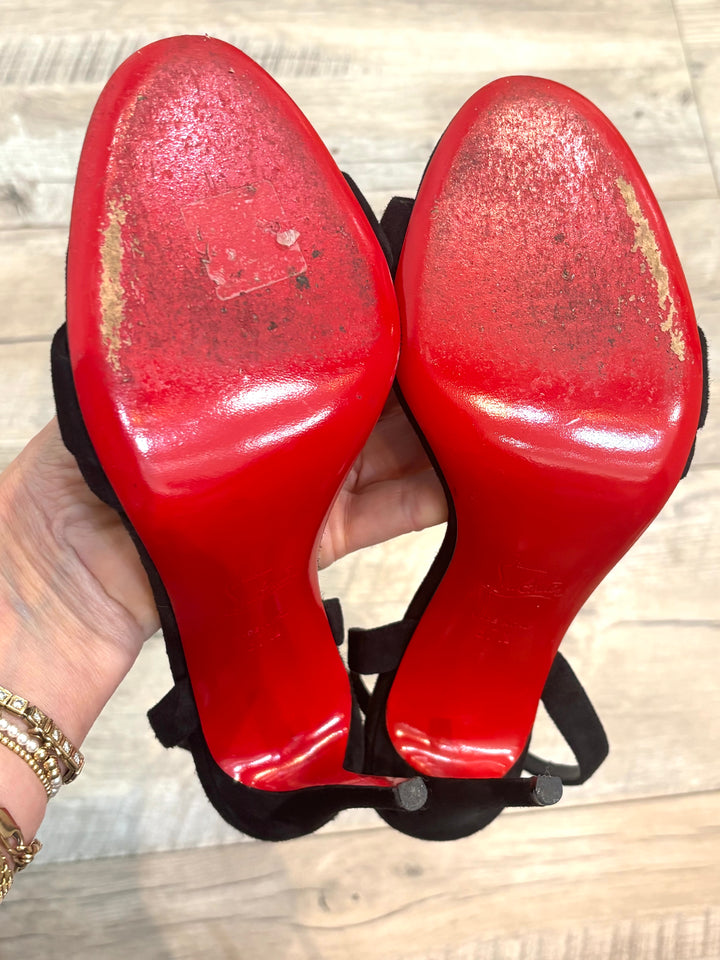 LOUBOUTIN UMBERTA 100 SUEDE ANKLE STRAP SANDALS