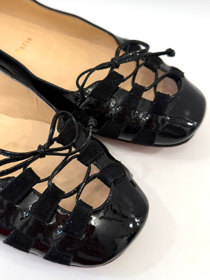 LOUBOUTIN CORSET PATENT LEATHER BALLET FLATS