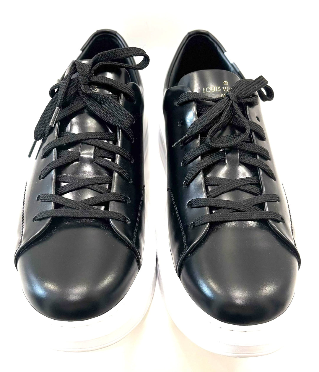 LOUIS VUITTON BEVERLY HILLS LACE-UP LOW TOP SNEAKERS