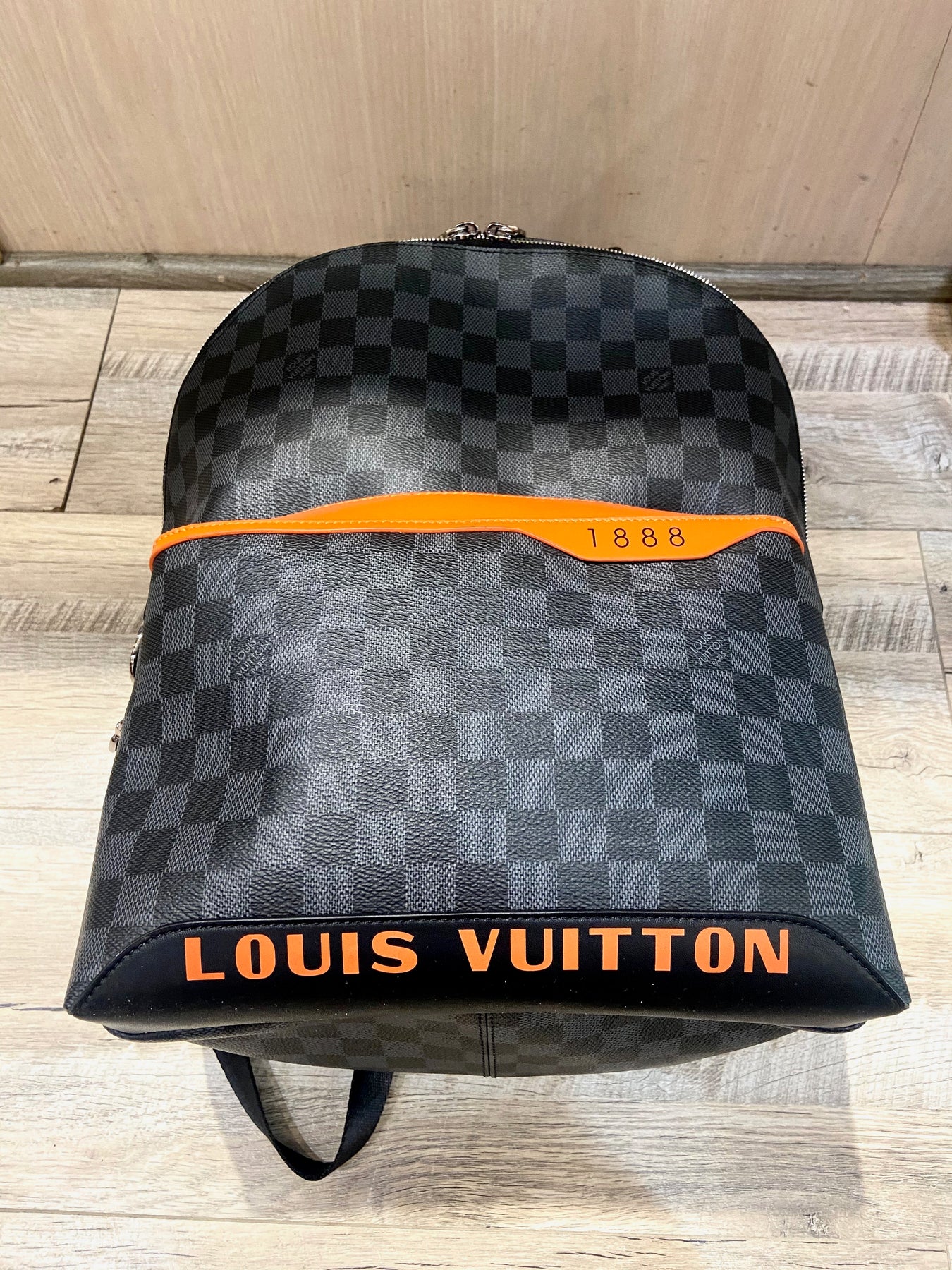 LOUIS VUITTON Damier Cobalt Race Discovery Backpack PM 675856