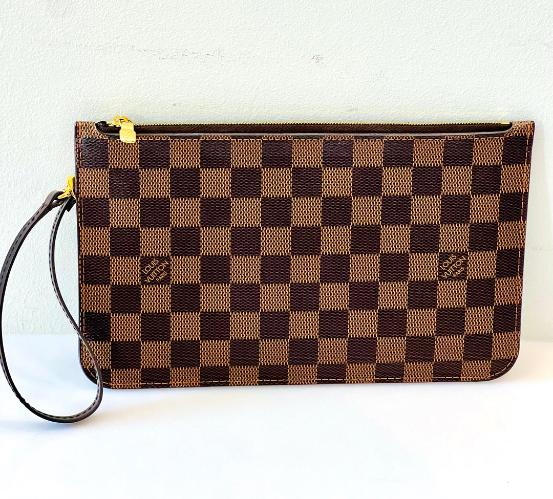 LOUIS VUITTON DAMIER EBENE MM GM POCHETTE CERISE