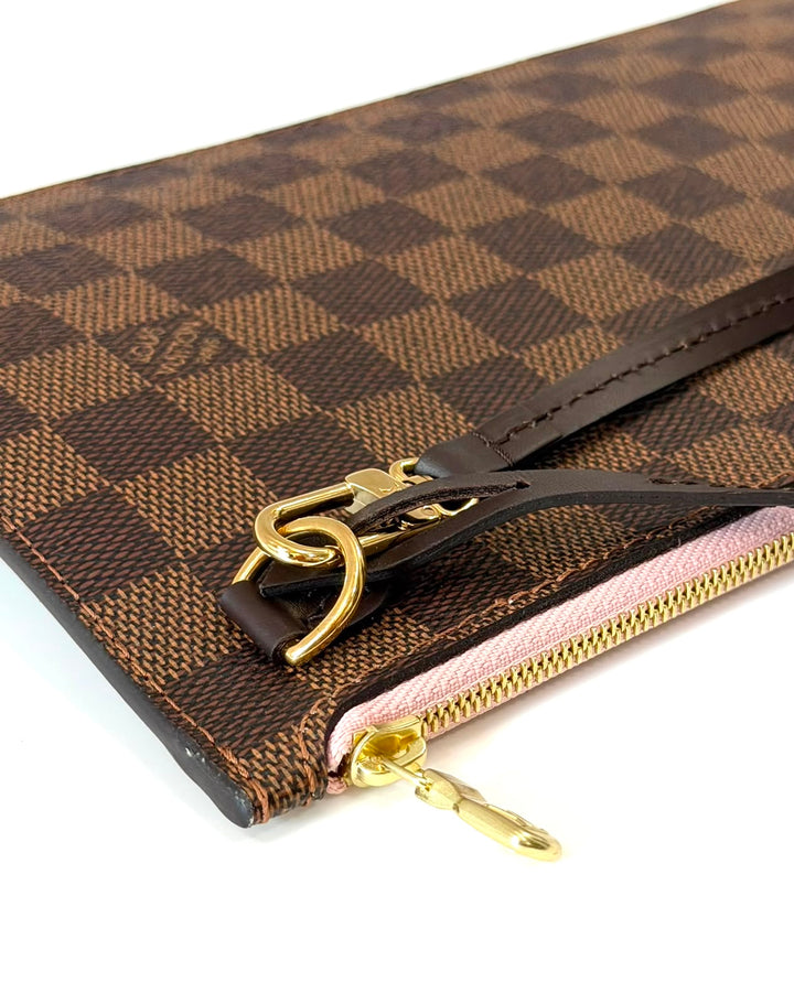 LOUIS VUITTON DAMIER EBENE NEVERFULL POCHETTE WRISTLET ROSE BALLERINE