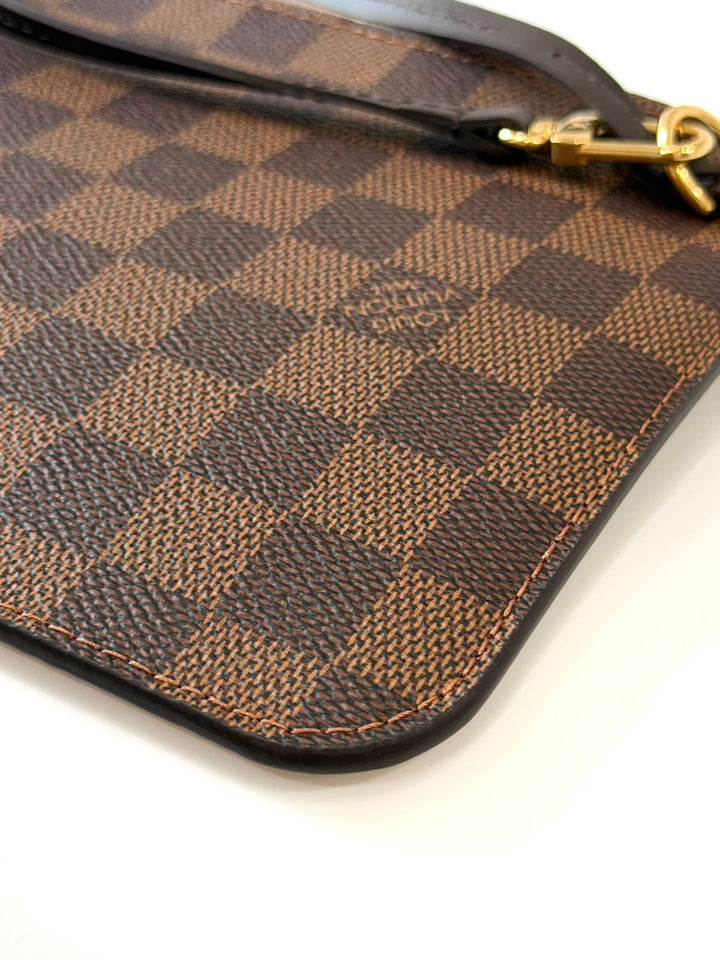 LOUIS VUITTON DAMIER EBENE NEVERFULL POCHETTE WRISTLET ROSE BALLERINE