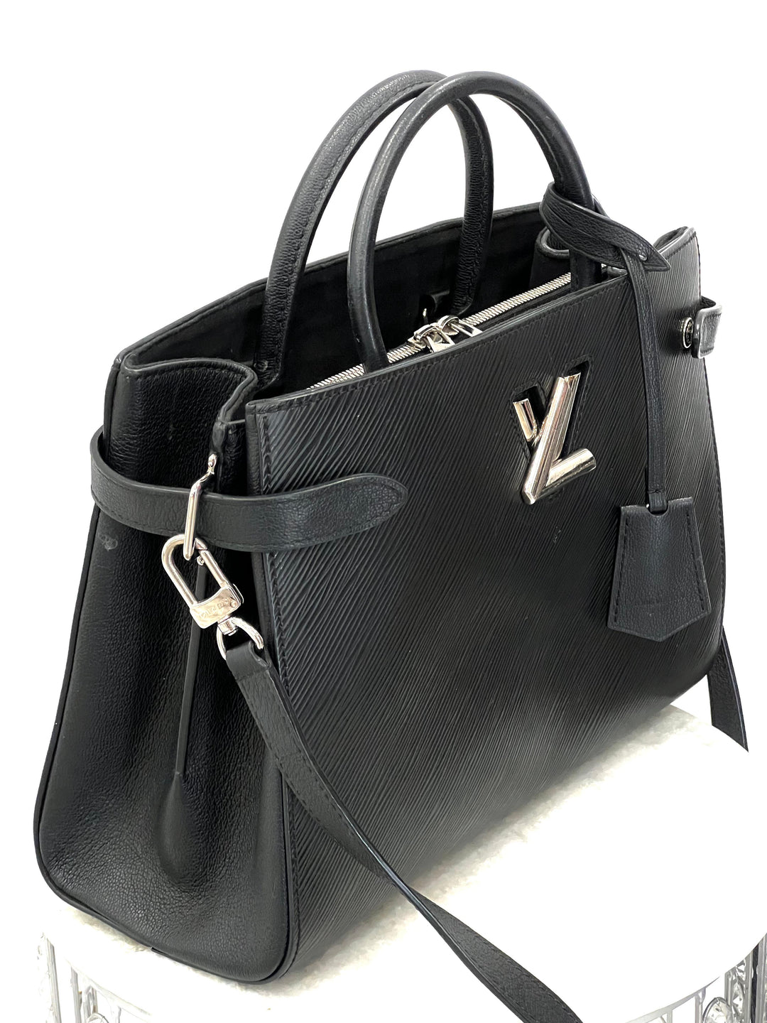LOUIS VUITTON EPI LEATHER TWIST MM TOTE BAG