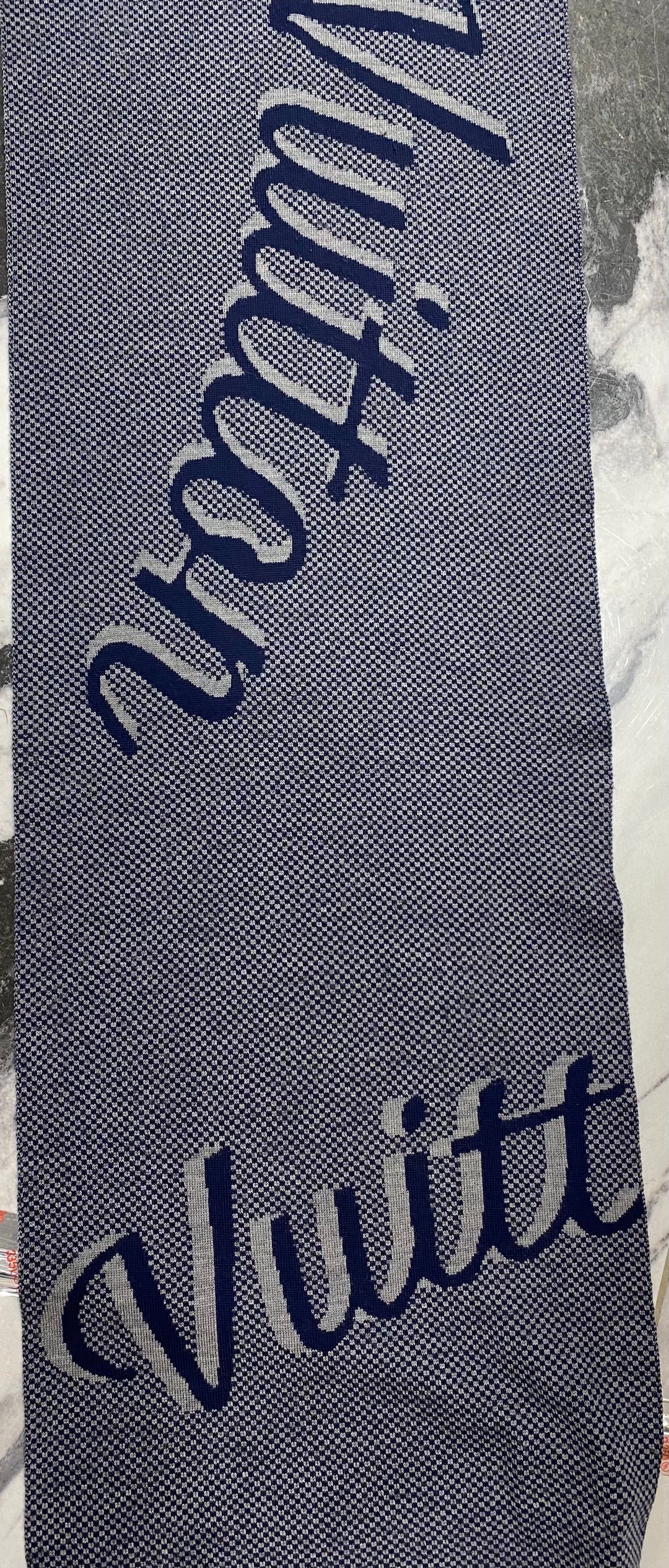 LOUIS VUITTON LV SIGNATURE LOGO WOOL SCARF